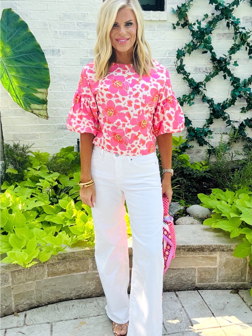 NWT Avara Peyton Pink Floral Print Puff Sleeve Top Small $78